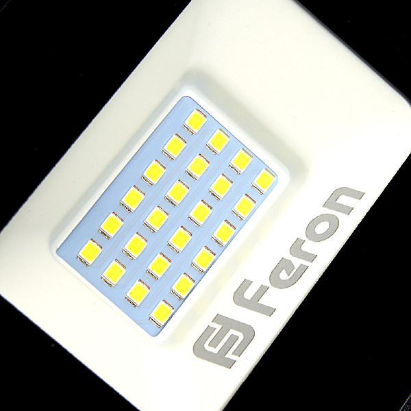 Прожектор уличный светодиодный Feron LL-907 29557