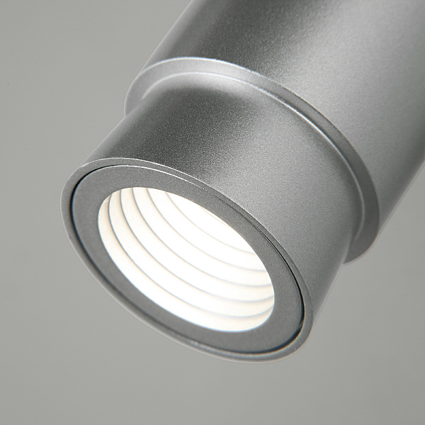 Светильник спот Eurosvet Plat 20125/1 LED серебро