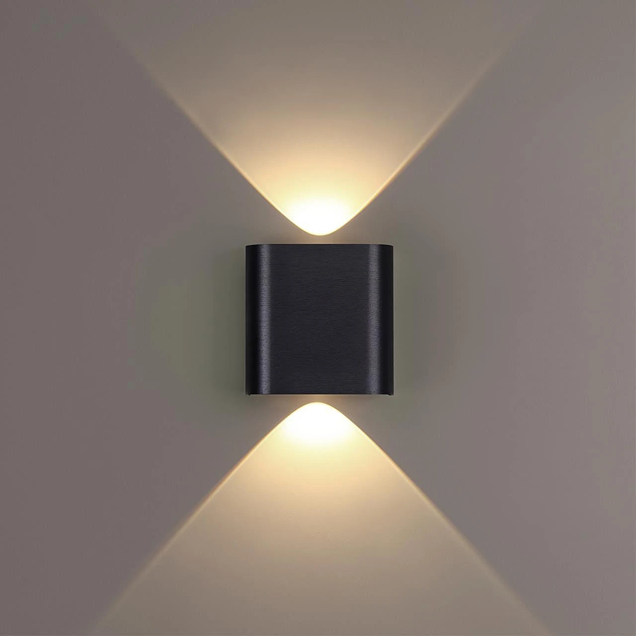 Настенный светильник Odeon Light Magnum 7191/2WL