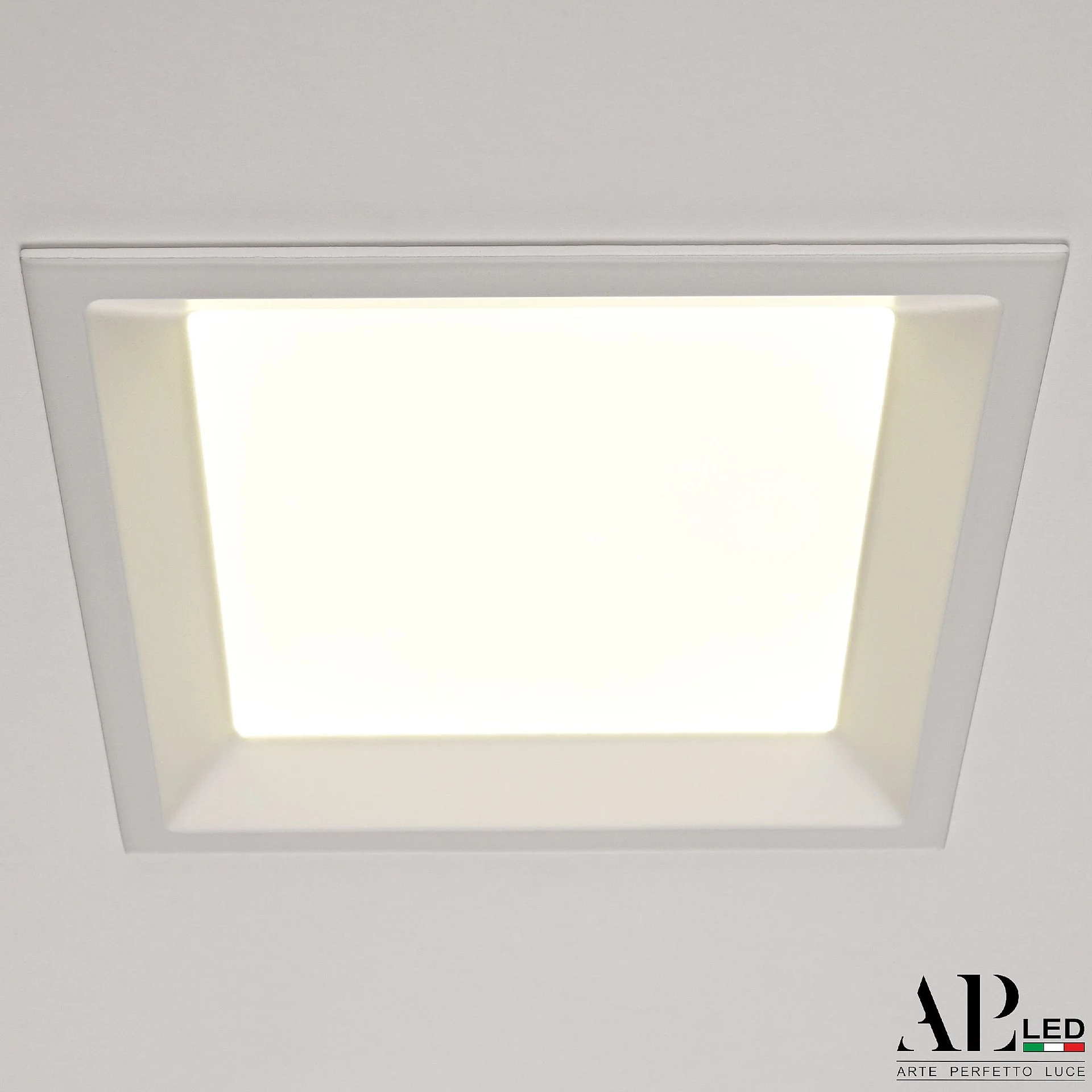 Встраиваемый светильник APL Led Ingrid 3322.LDF12016/12W/4K