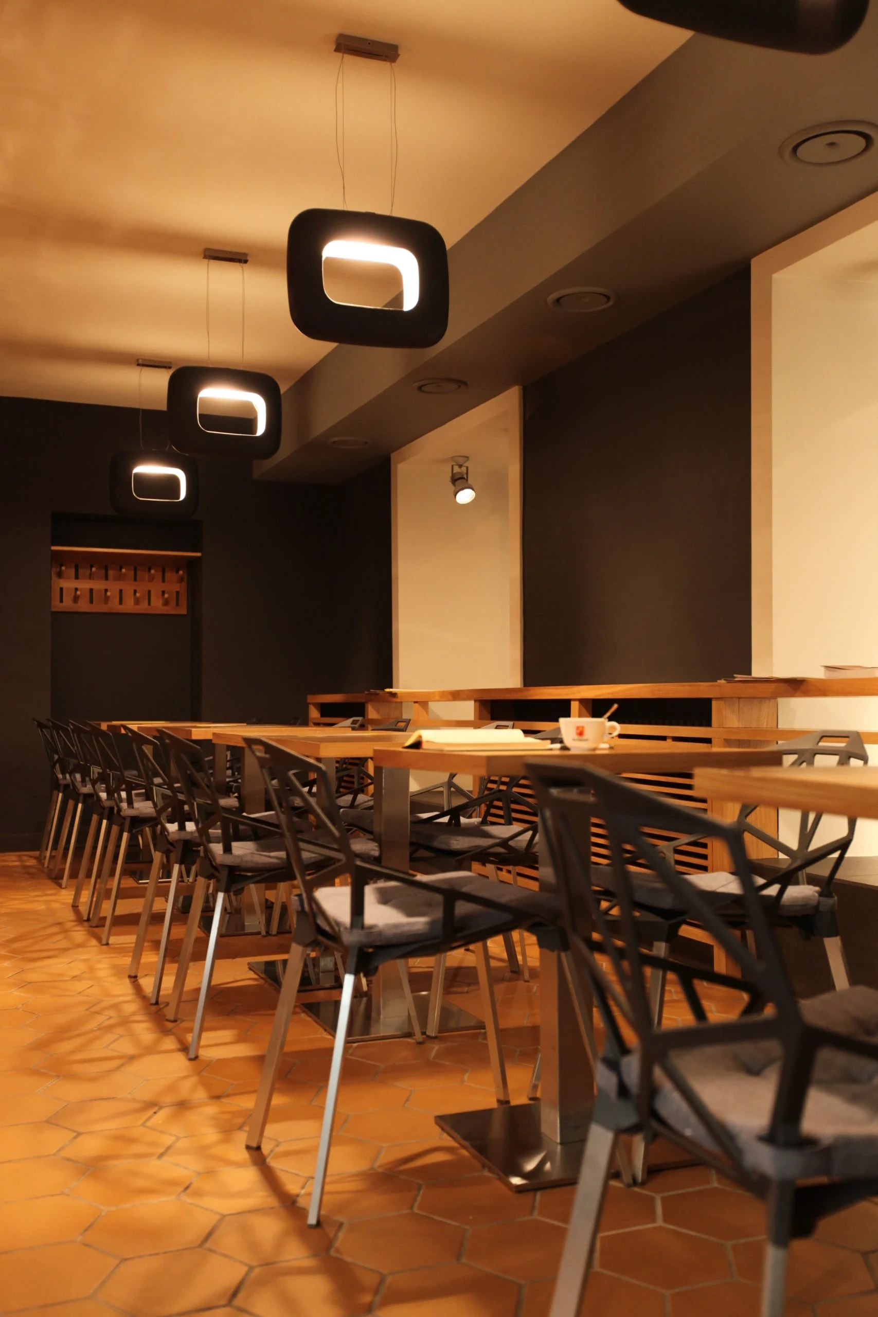 КАФЕ “ПУБЛИКА”