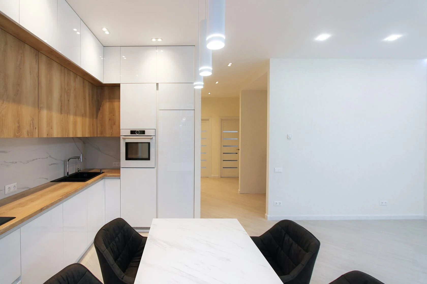 "Образцовый квартал", 100 кв. м.