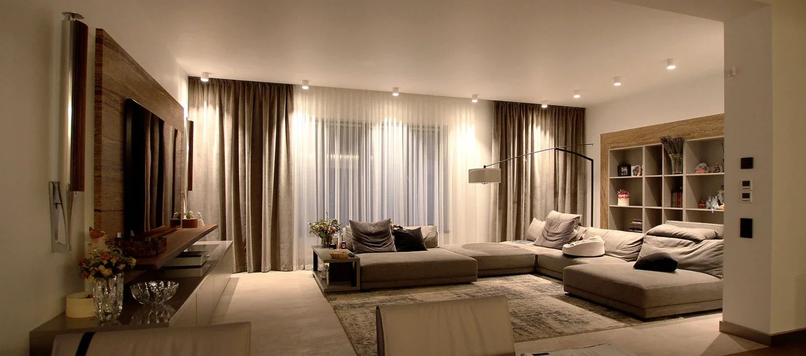 Дом с 3 спальнями и баня в современном стиле