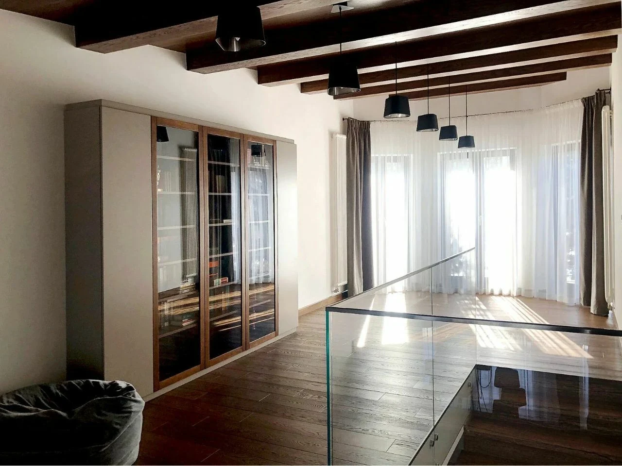 Дом с 3 спальнями и баня в современном стиле