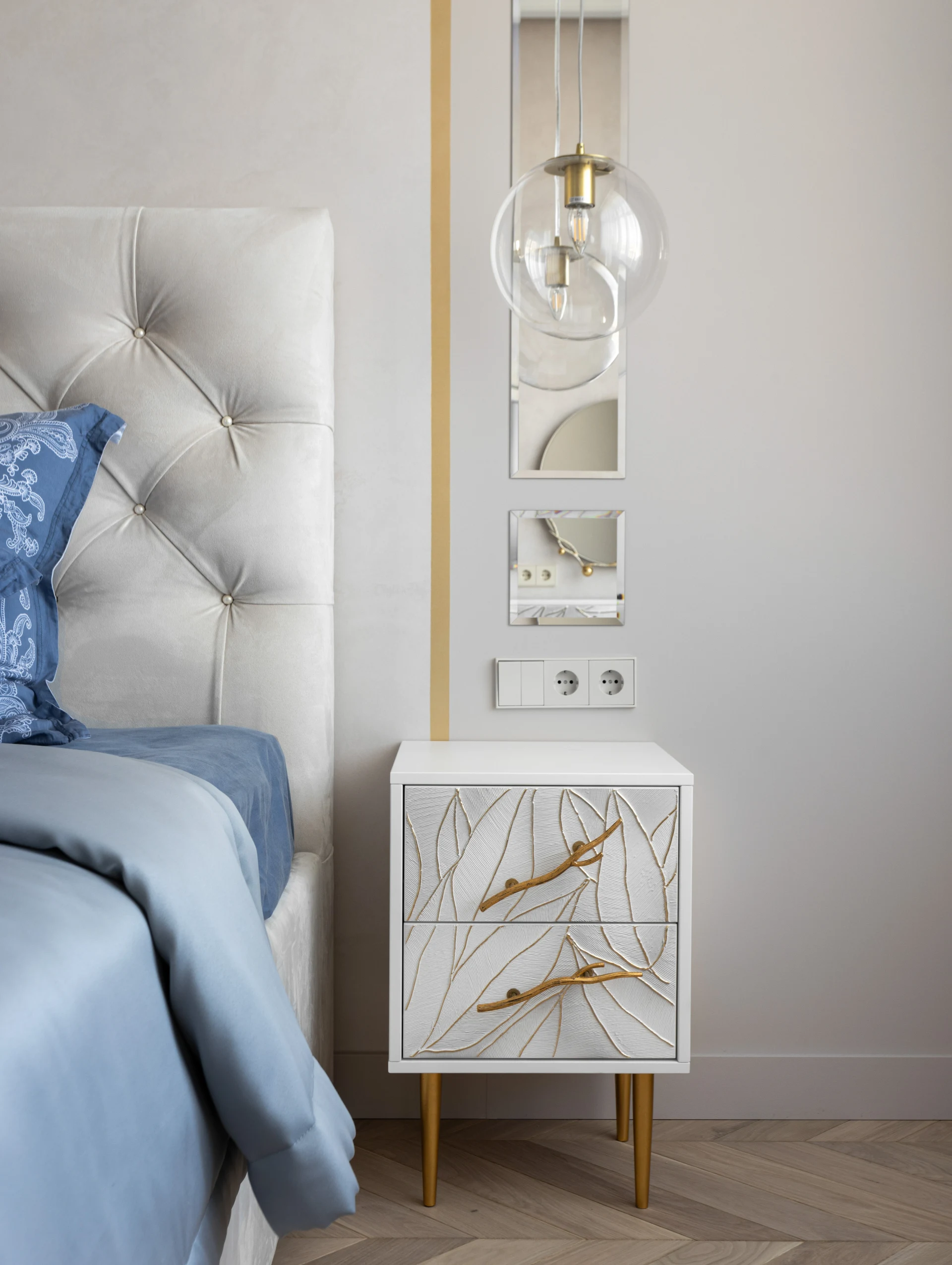 КВАРТИРА В САНКТ-ПЕТЕРБУРГЕ