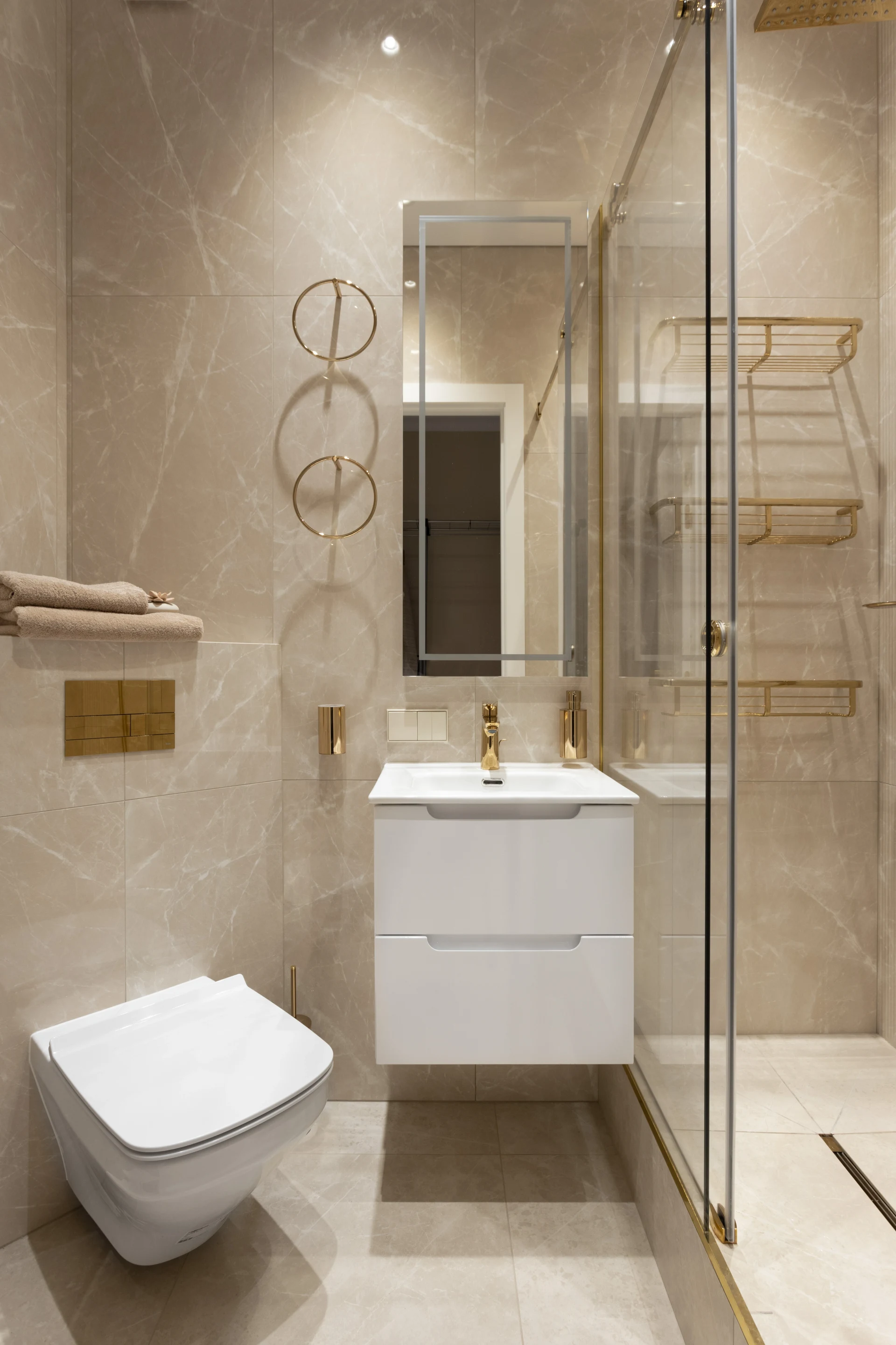 КВАРТИРА В САНКТ-ПЕТЕРБУРГЕ