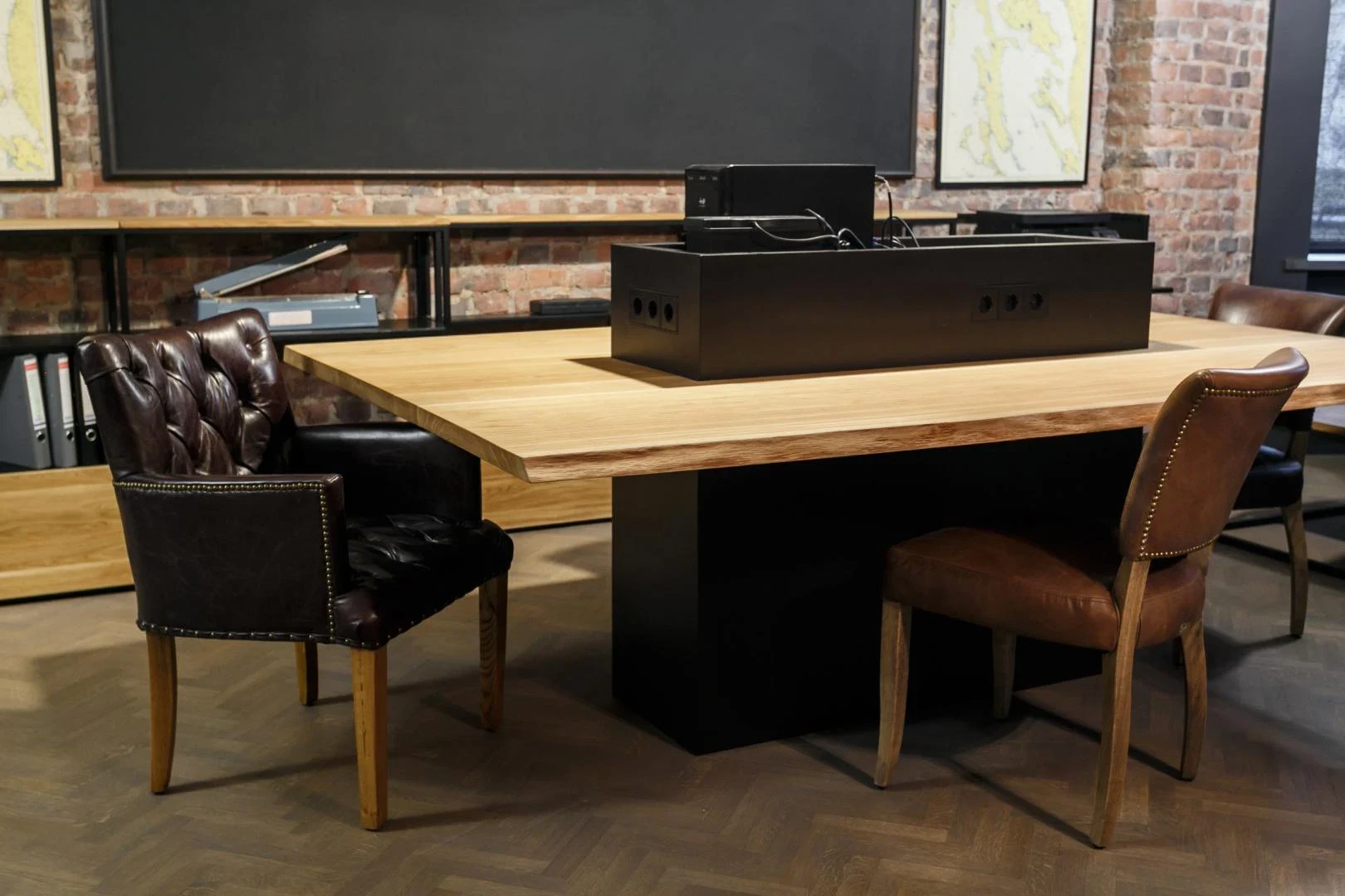 GQ OFFICE