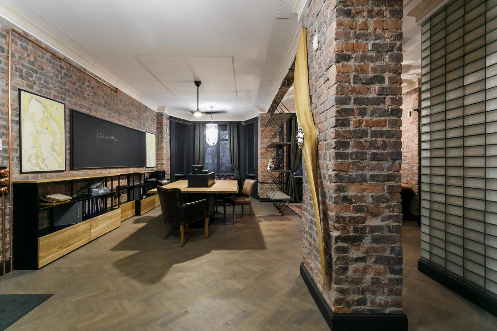 GQ OFFICE