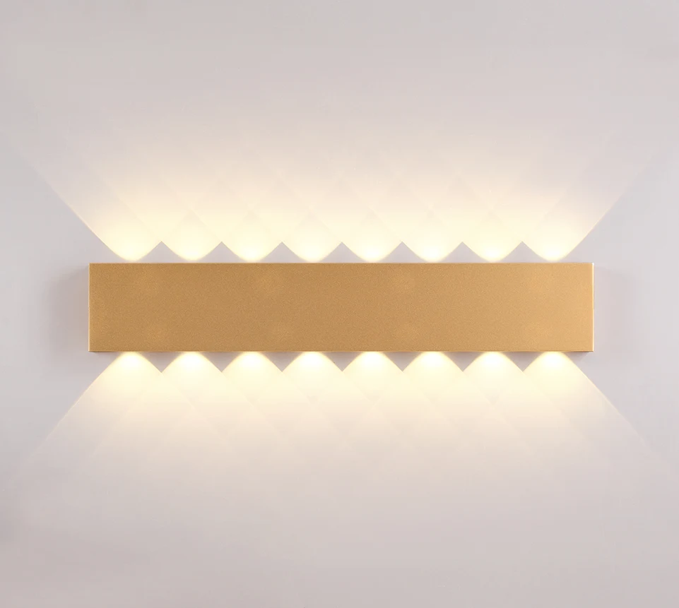 Настенный светильник Odeon Light Magnum 3893/16WL