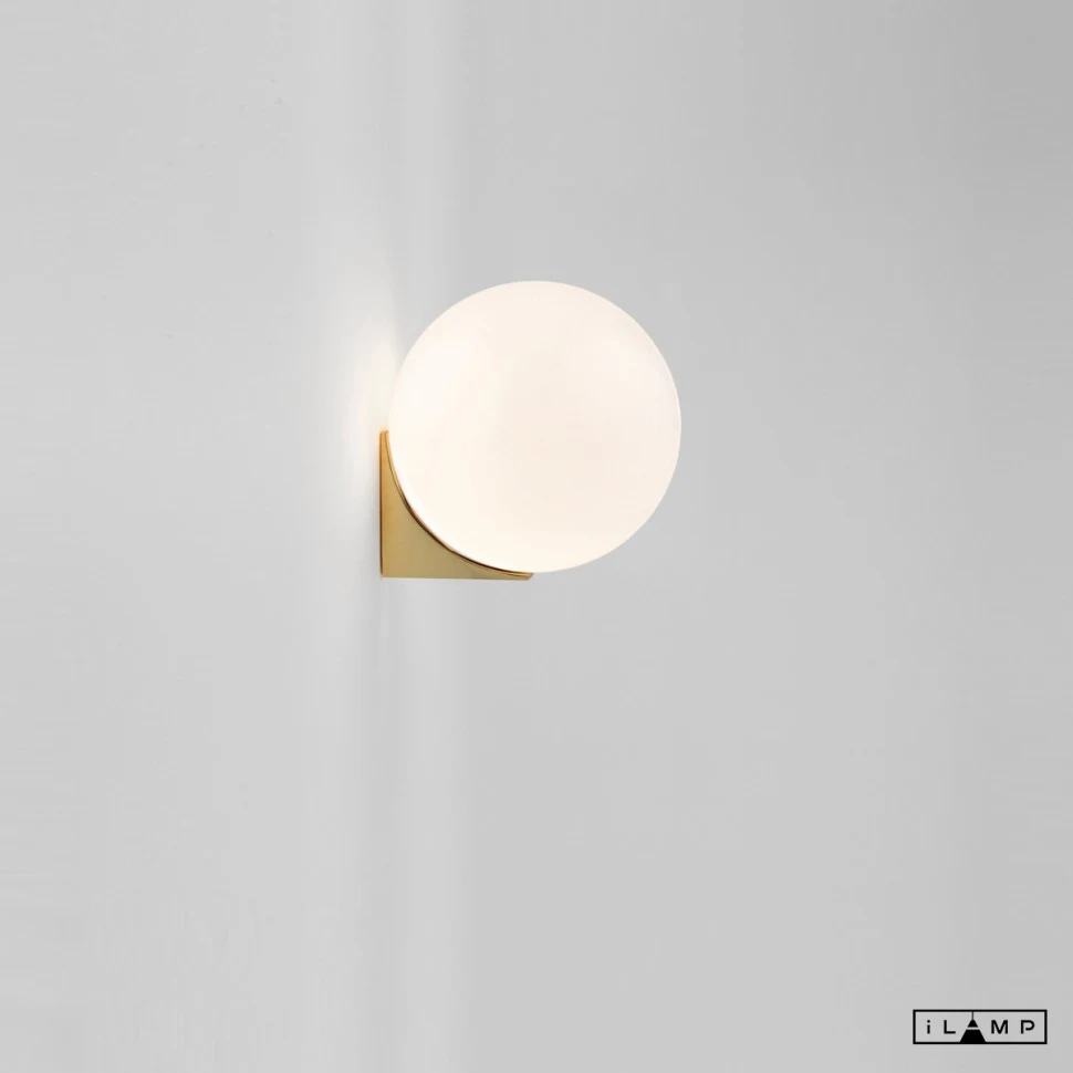 Настенный светильник iLamp Golden 10560W/1 WH-GL