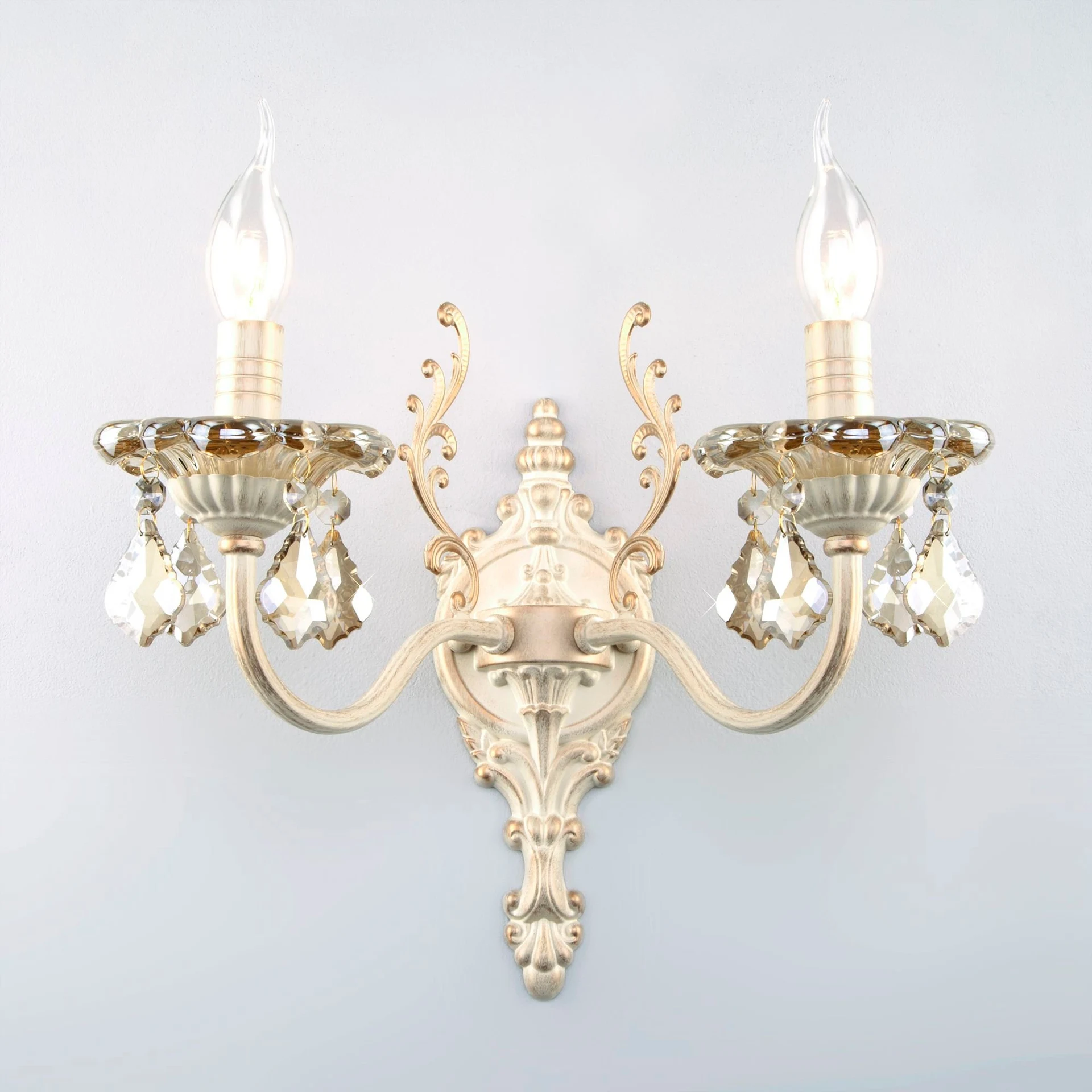 Настенное бра Eurosvet Elisha 3281/2 белый с золотом/тонированный хрусталь Strotskis