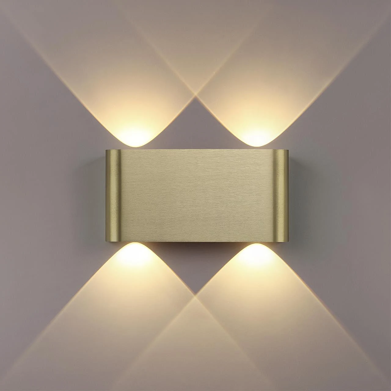 Настенный светильник Odeon Light Magnum 7107/4WL