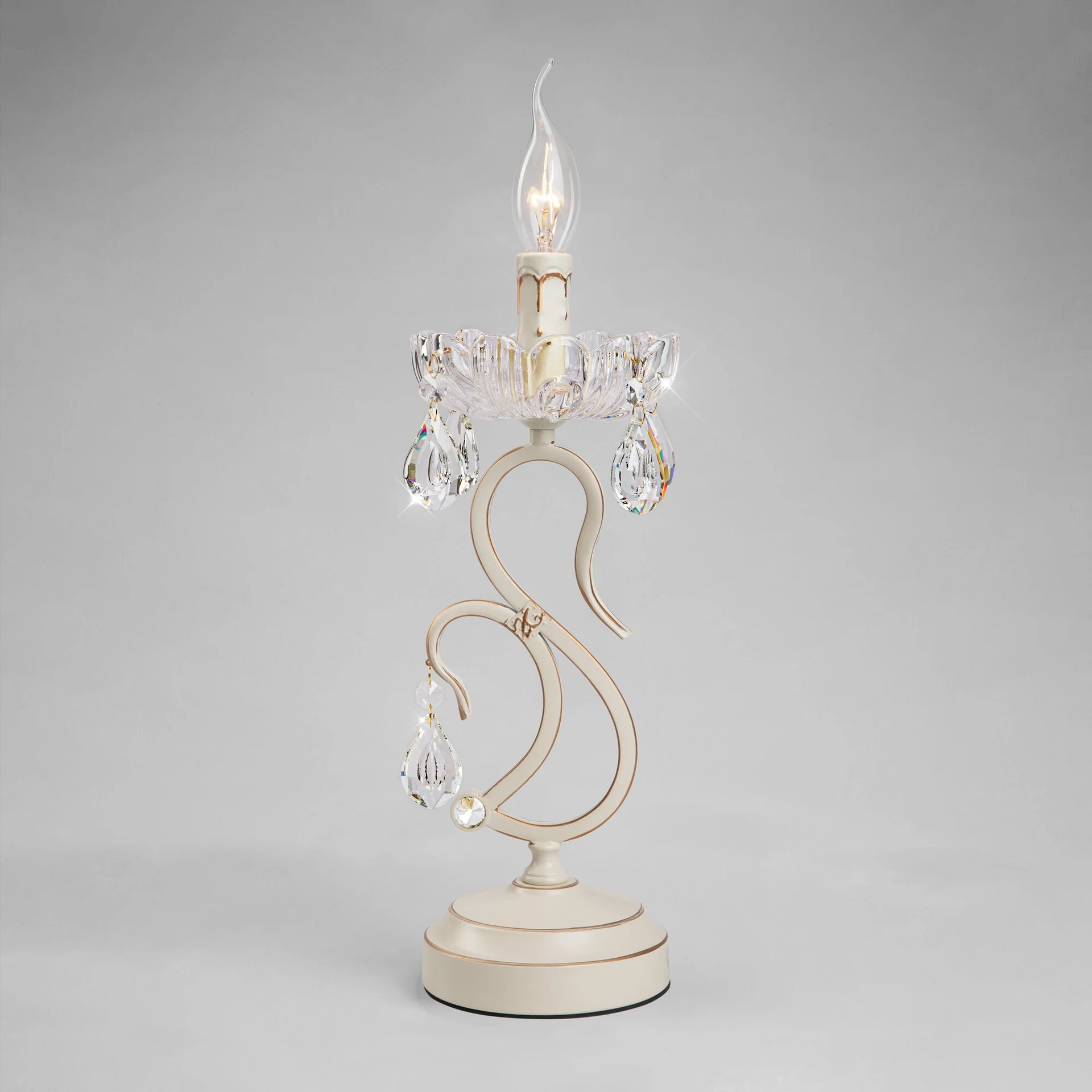 Настольная лампа Eurosvet Etna 12205/1T белый Strotskis