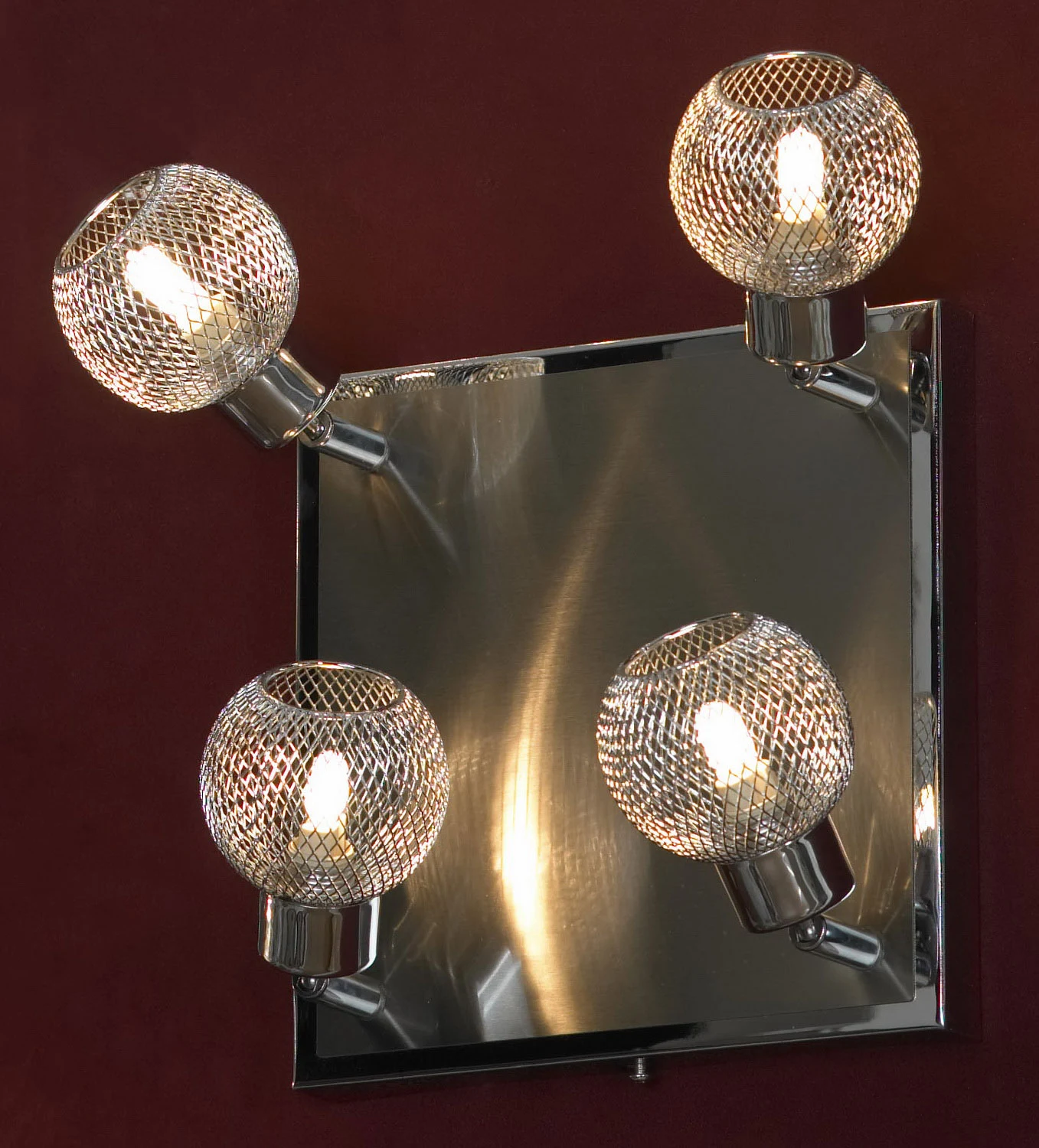 Люстра с четырьмя лампами Sale Lussole LSQ-3601-04
