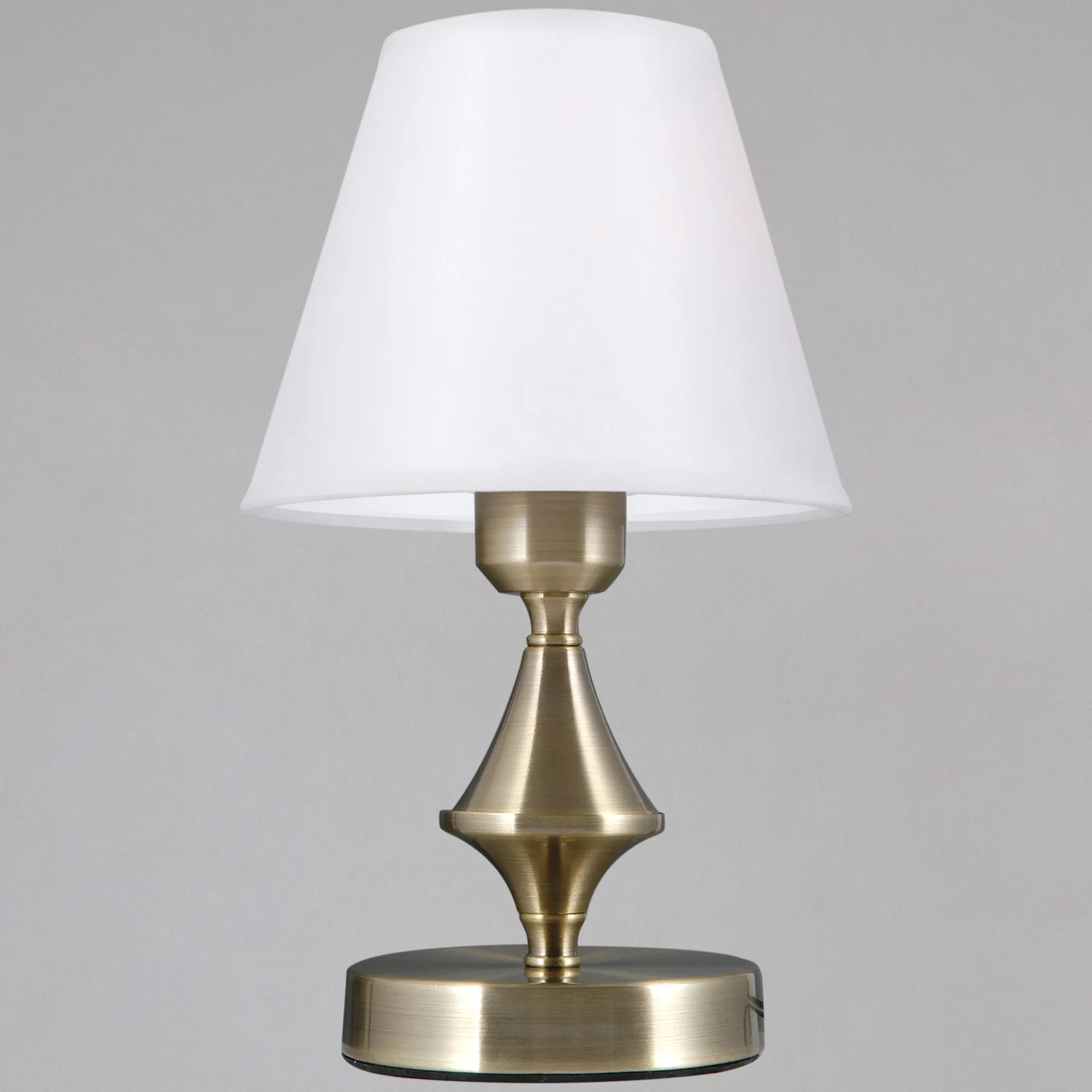 Настольная лампа ILLUMICO IL9600-1TSQ-26 AB ELITE