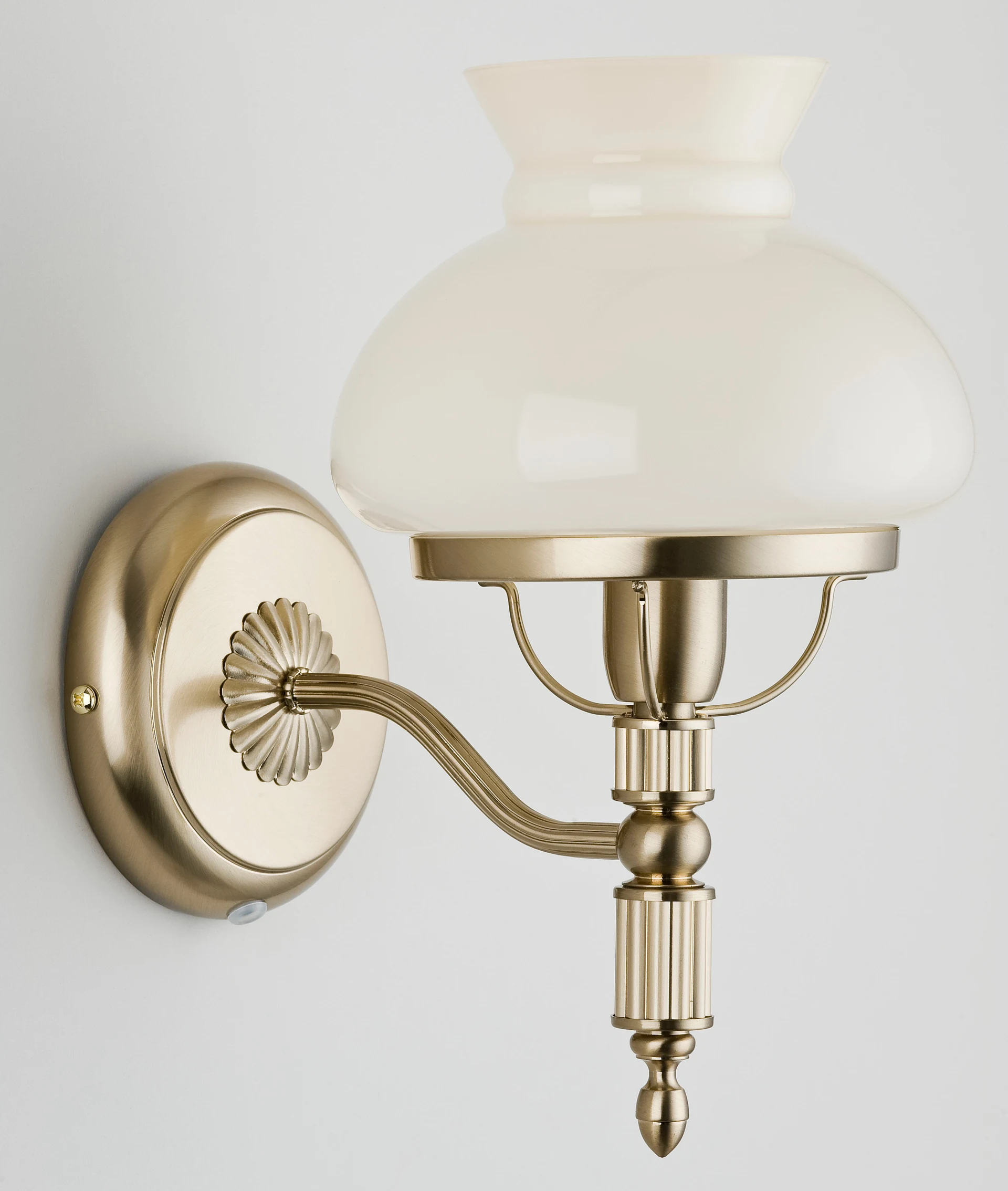 Настенное бра Alfa Luiza 18360