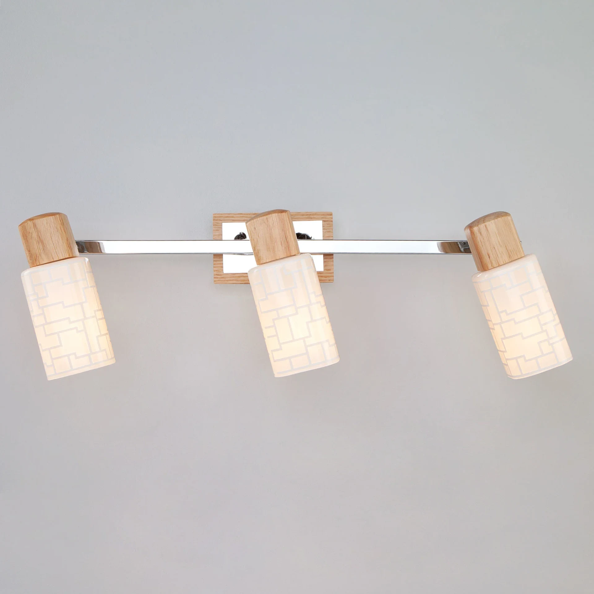 Светильник спот Eurosvet Savier 20029/3 хром/светлое дерево