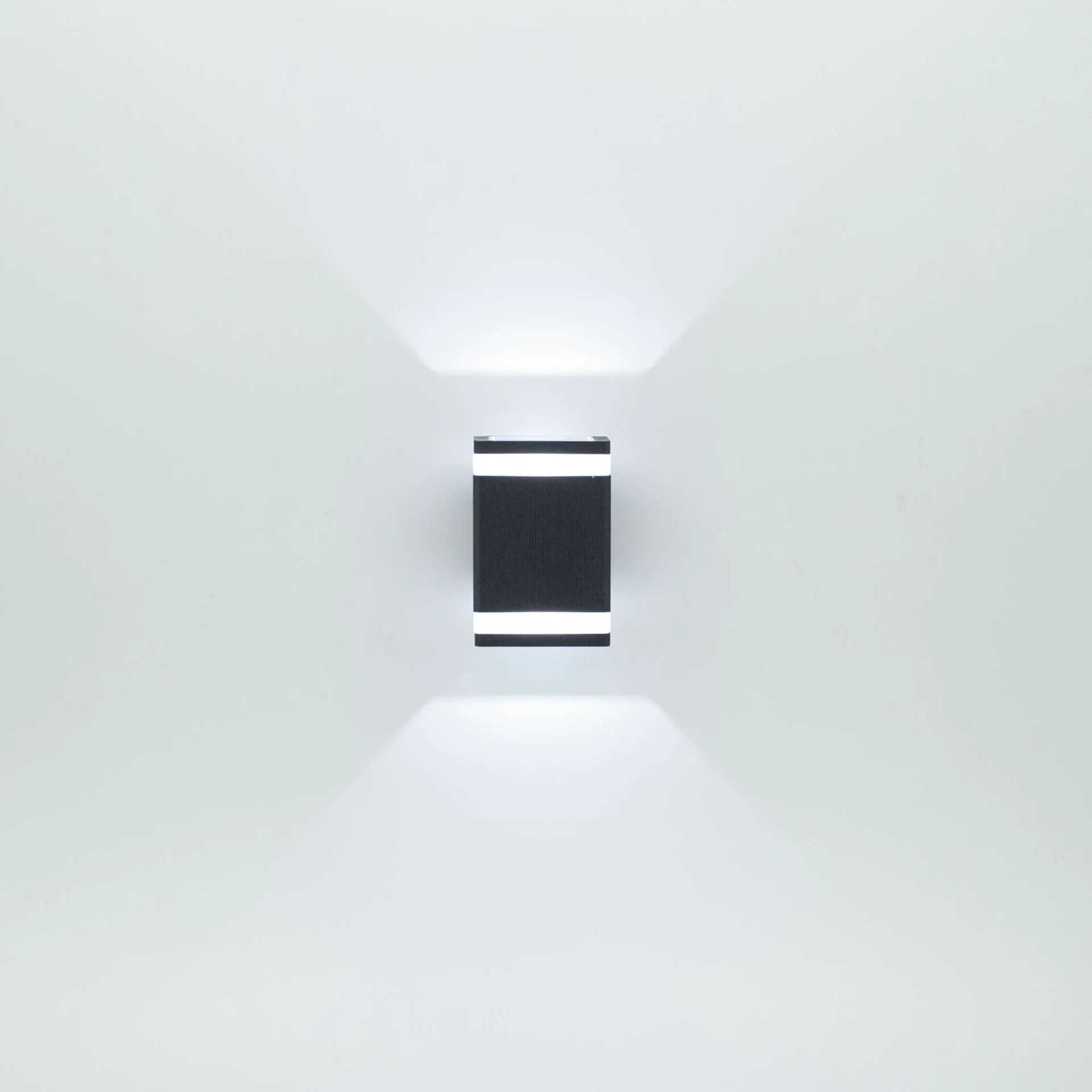 Уличный LED настенный светильник Citilux Улица CLU0005D